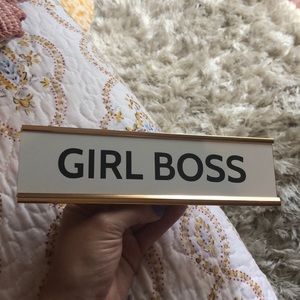 “Girl boss” desk plaque